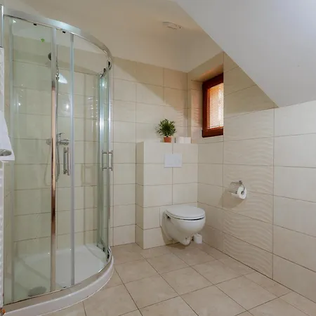 Orava Village Guest house *